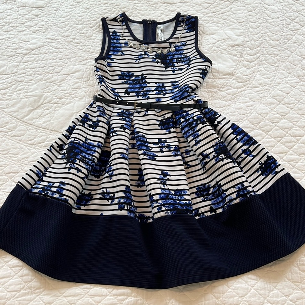 Girl’s Stripe Dress